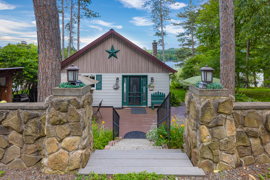 Lake Moraine Properties