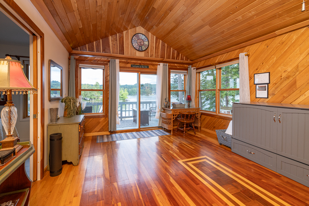 Lake Moraine Properties